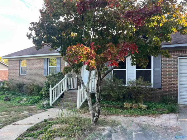 813 Cedar Lake Road, DECATUR, AL 35603