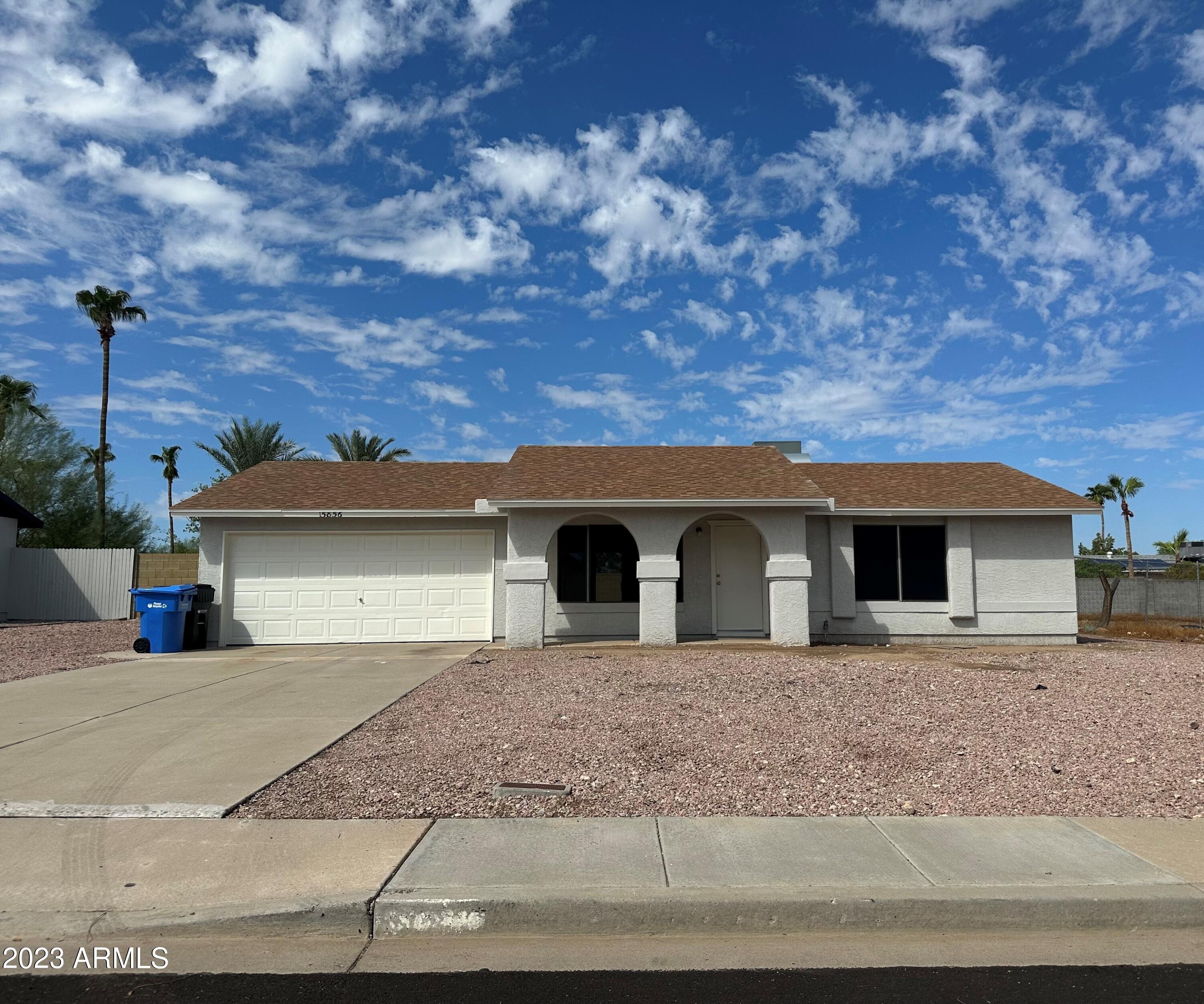 15856 N 19th Place Phoenix AZ 85022 BHGRE