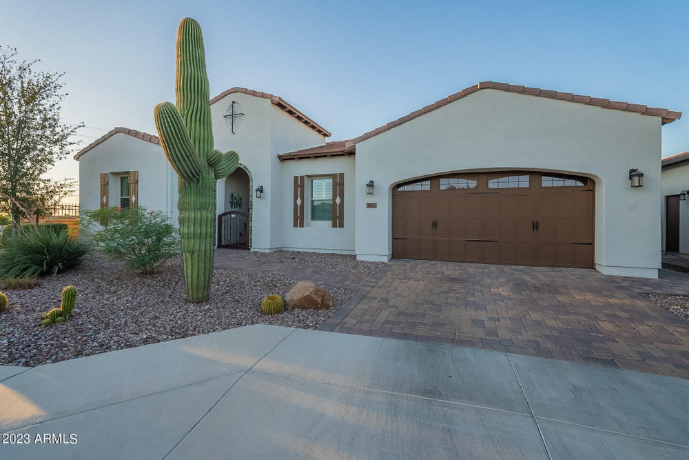 106 E Orange Blossom Path, San Tan Valley, AZ 85140 BHGRE