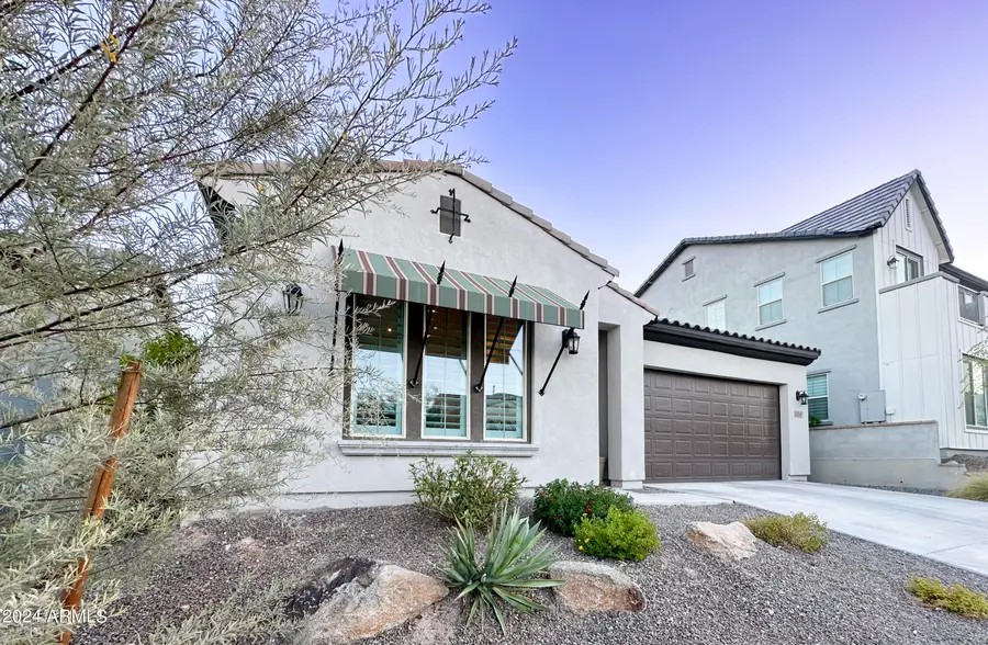 21147 W Hillcrest Boulevard, Buckeye, AZ 85396 - #2