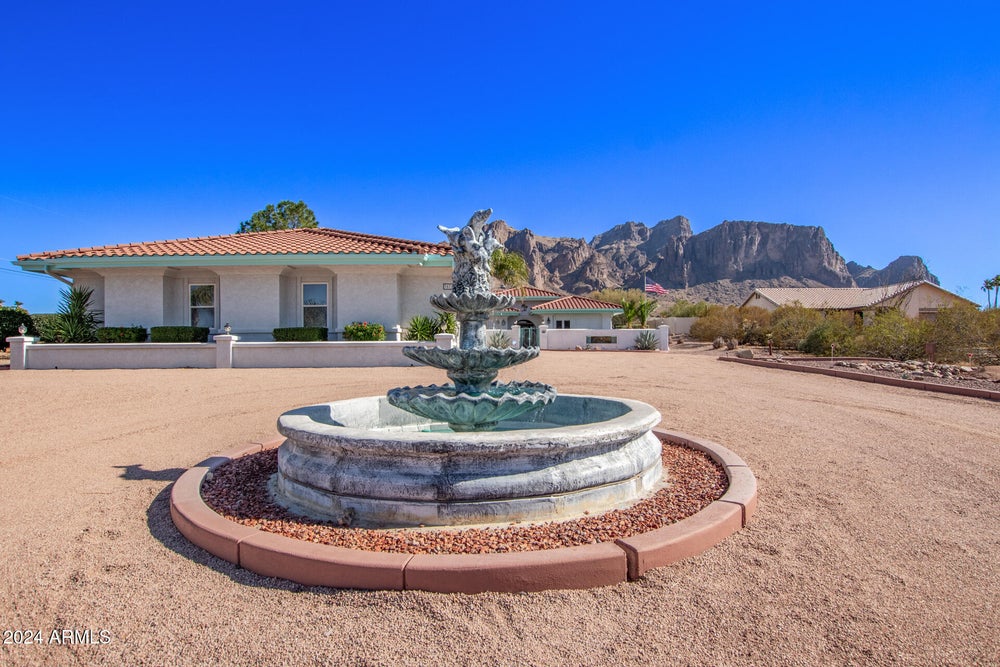 3575 N Val Vista Road, Apache Junction, AZ 85119 BHGRE