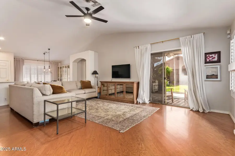 6061 E Rochelle Street, Mesa, AZ 85215 - Image #2