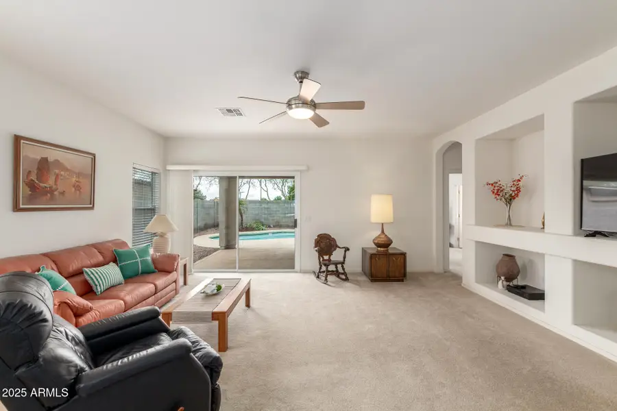 3724 E Derringer Way, Gilbert, AZ 85297 - #2