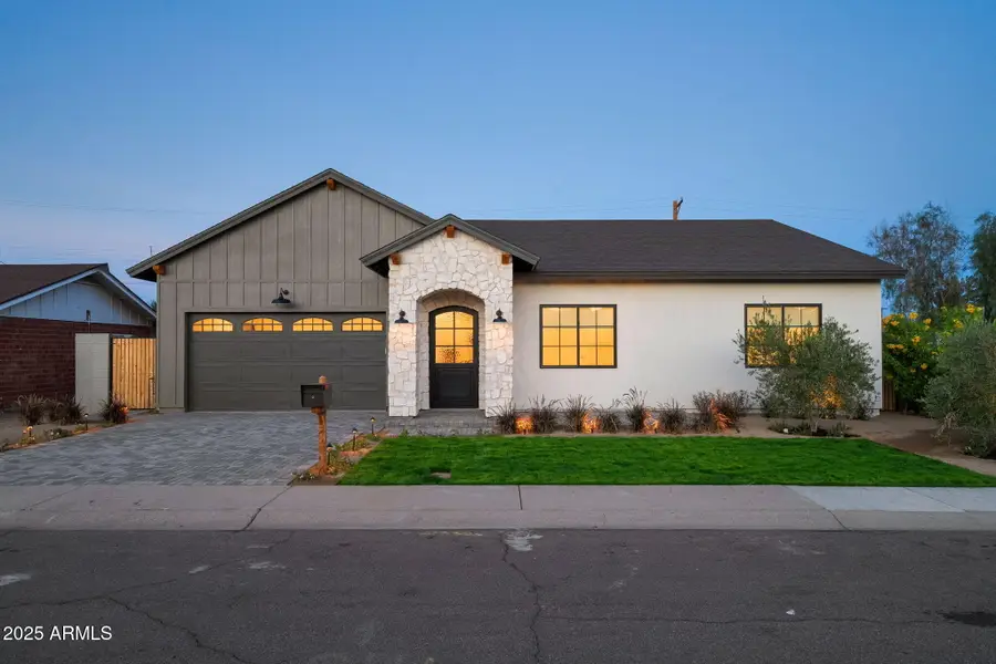 3023 N 84th Place, Scottsdale, AZ 85251 - Image #2