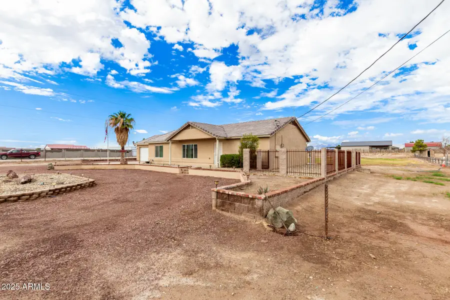 5611 S 225th Avenue, Buckeye, AZ 85326 - Image #3