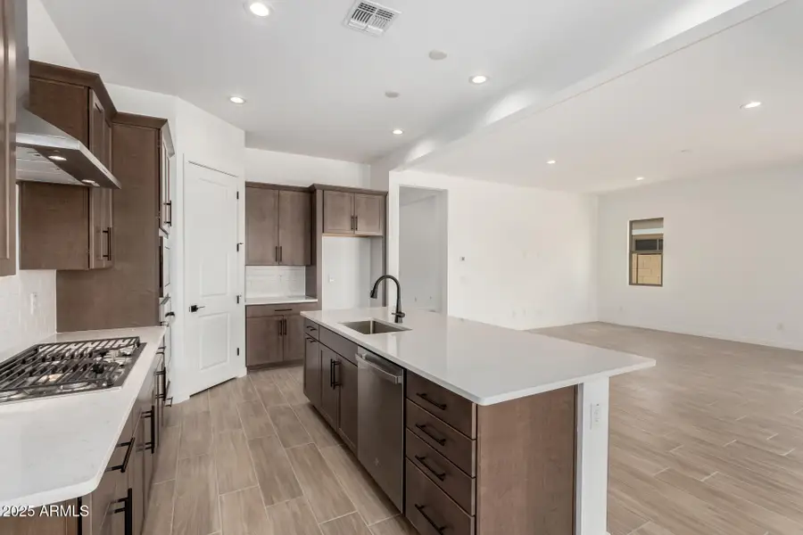 24099 N 171st Drive, Surprise, AZ 85387 - Image #2