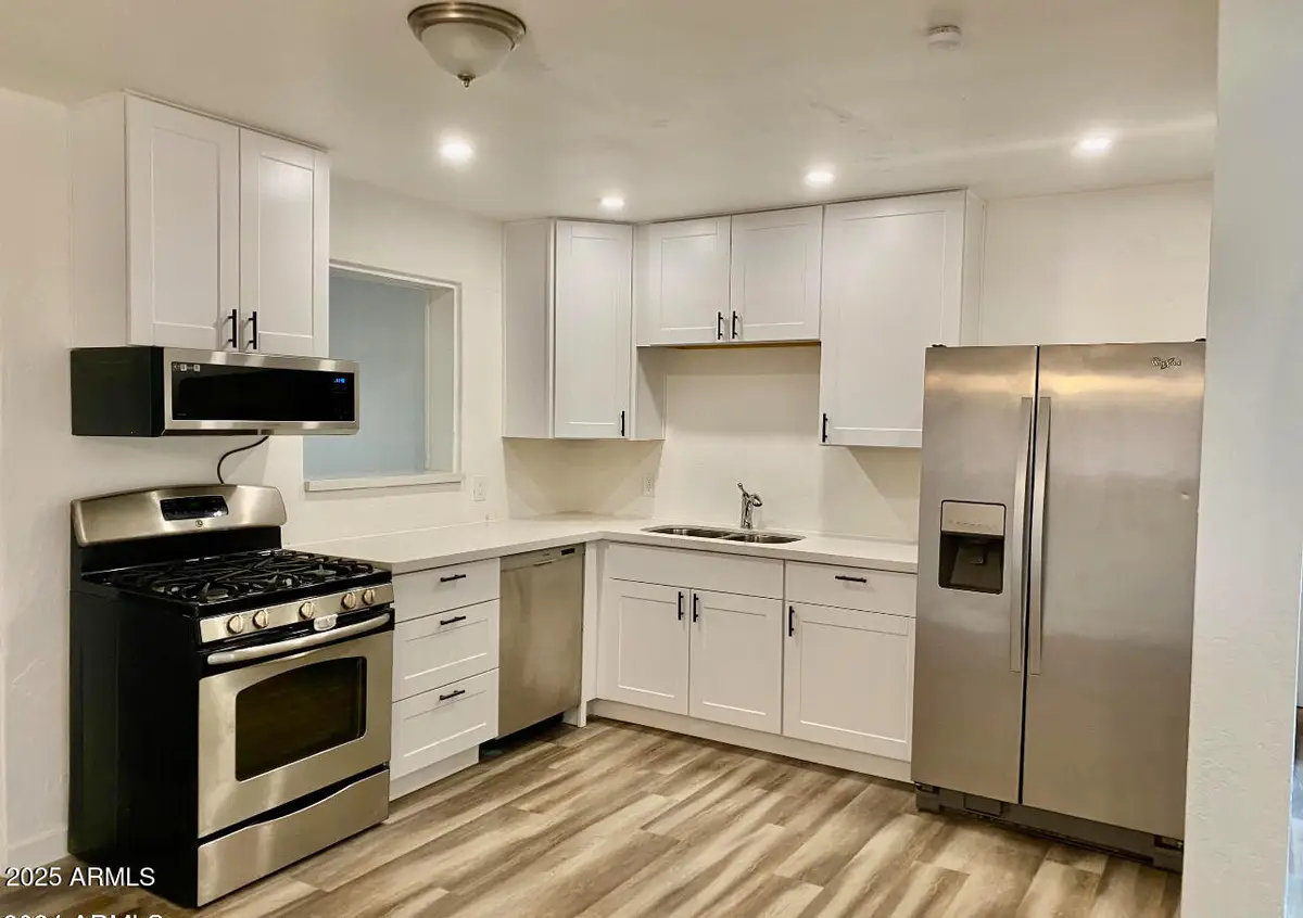 3331 E Oak Street, Phoenix, AZ 85008 - Image #1