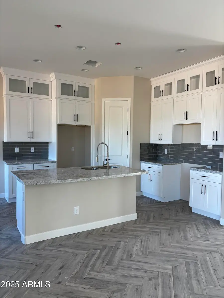 22288 W Dale Lane, Wittmann, AZ 85361 - Image #3