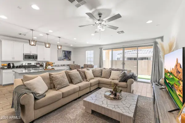 654 S Beebe Street, Gilbert, AZ 85296