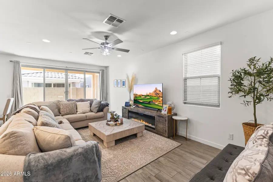 654 S Beebe Street, Gilbert, AZ 85296 - #2