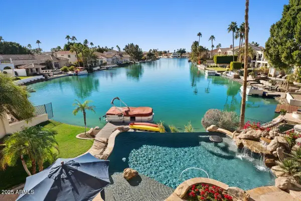 1519 E Treasure Cove Drive, Gilbert, AZ 85234