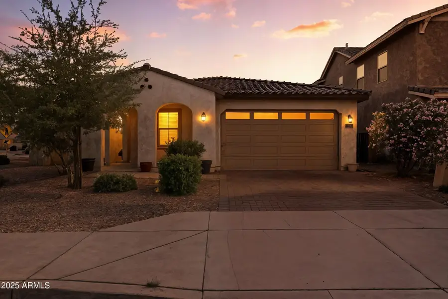 12109 W Desert Moon Way, Peoria, AZ 85383 - Image #2