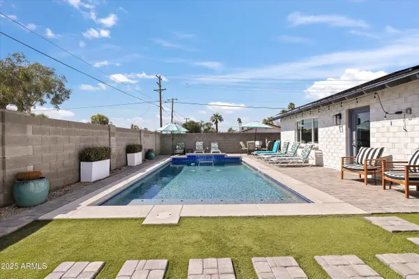 8201 E Piccadilly Road, Scottsdale, AZ 85251