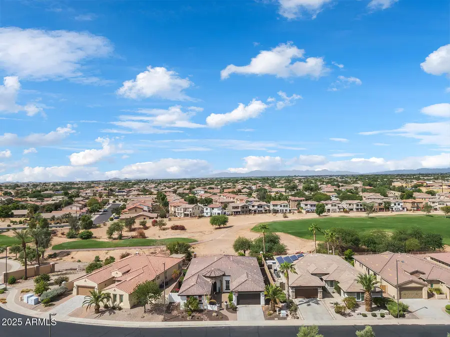 6602 S Bridal Vail Drive, Gilbert, AZ 85298 - Image #2