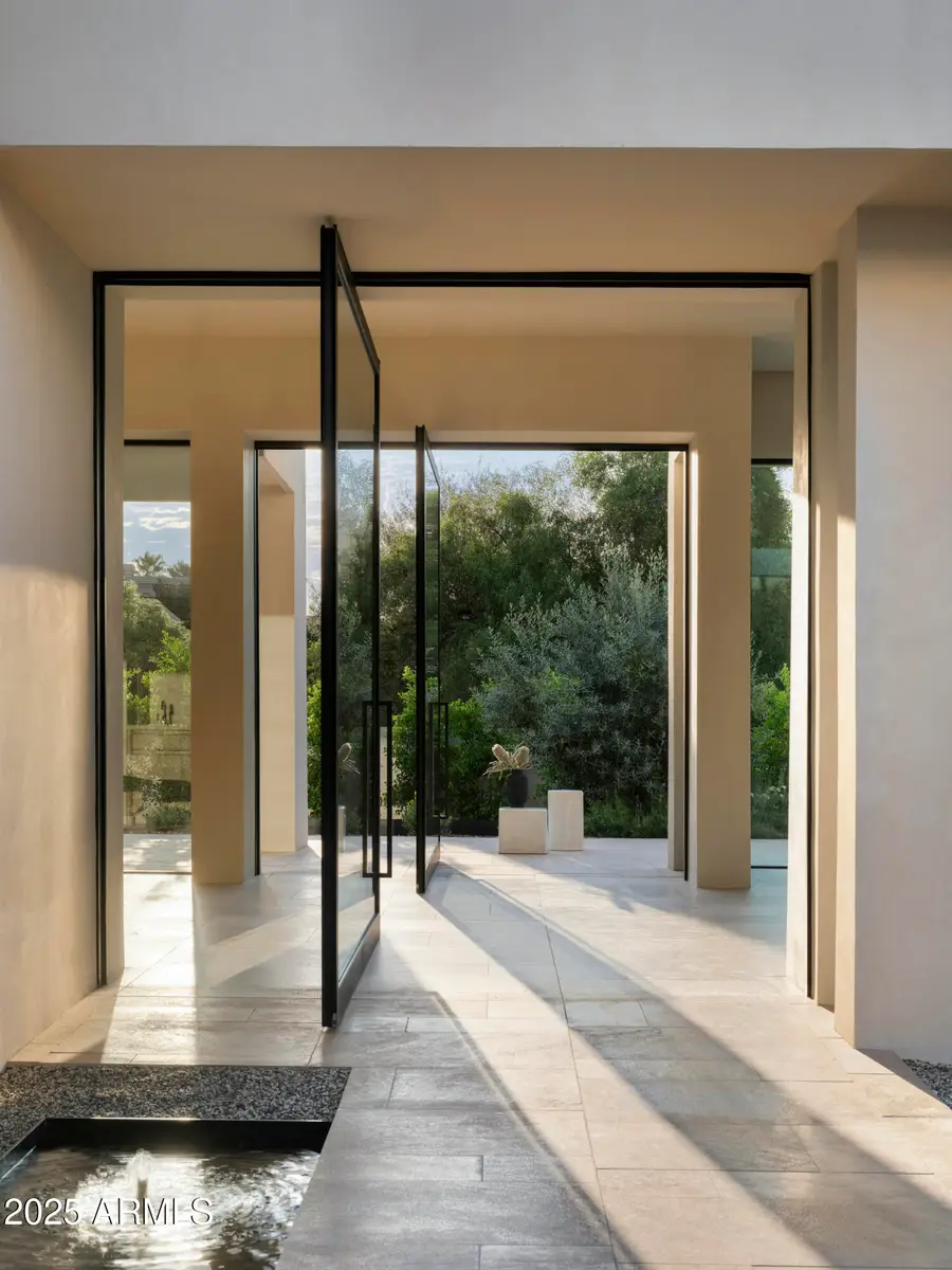 4510 E Maderos Del Cuenta Drive, Paradise Valley, AZ 85253 - Image #2