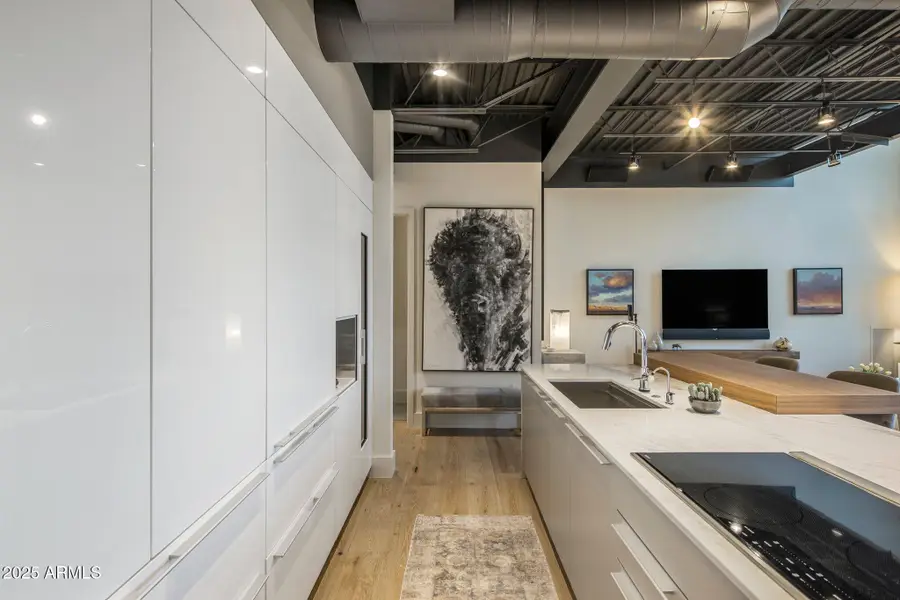 15215 N Kierland Boulevard #303, Phoenix, AZ 85254 - Image #3