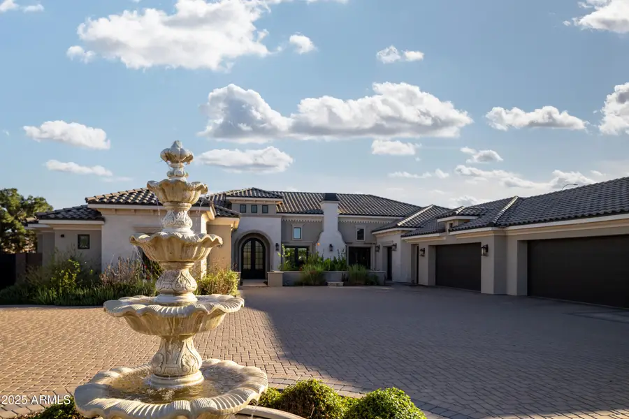 1011 E Kingbird Place, Chandler, AZ 85286 - Image #2