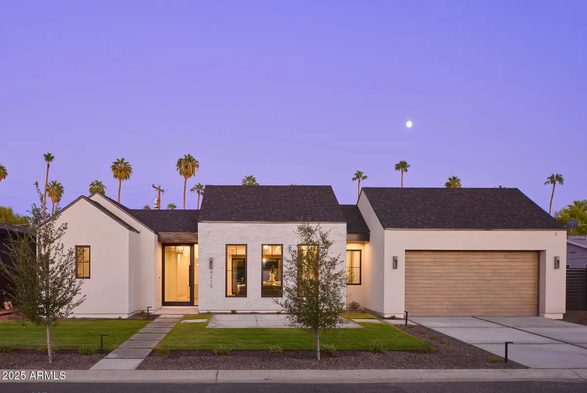 4215 N 34th Street, Phoenix, AZ 85018 - Image #1