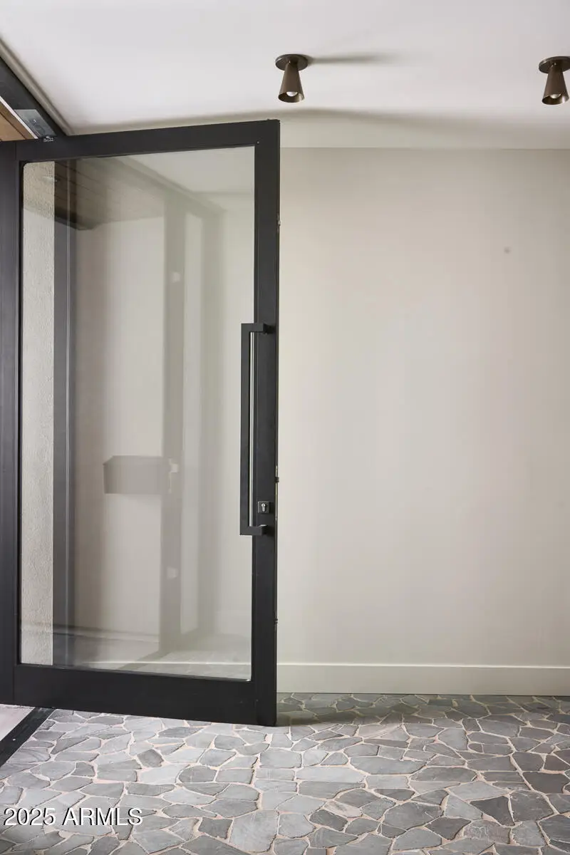 4215 N 34th Street, Phoenix, AZ 85018 - Image #3