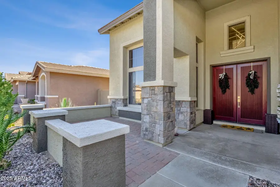 2933 W Owens Way, Anthem, AZ 85086 - Image #2