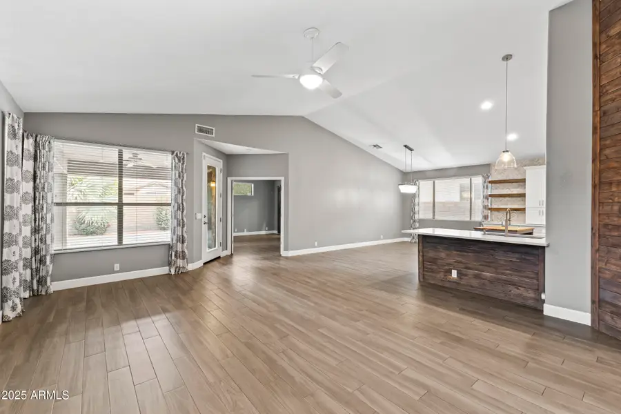 2660 E Hulet Drive, Chandler, AZ 85225 - Image #2