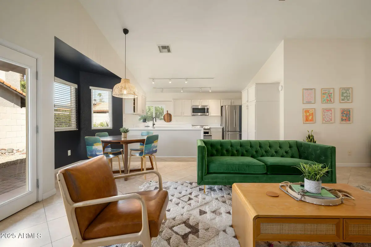 6010 E Betty Elyse Lane, Phoenix, AZ 85254 - Image #1