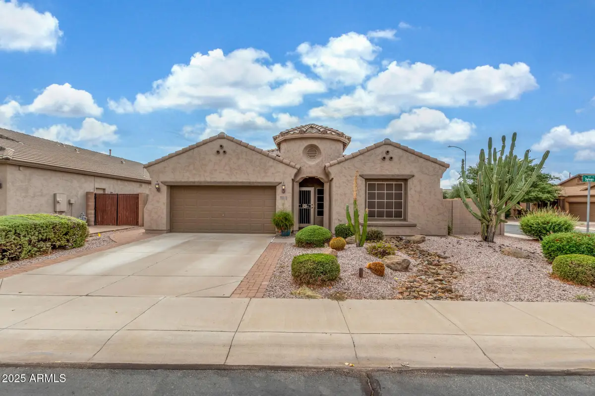 10831 E Sylvan Avenue, Mesa, AZ 85212 - Image #1