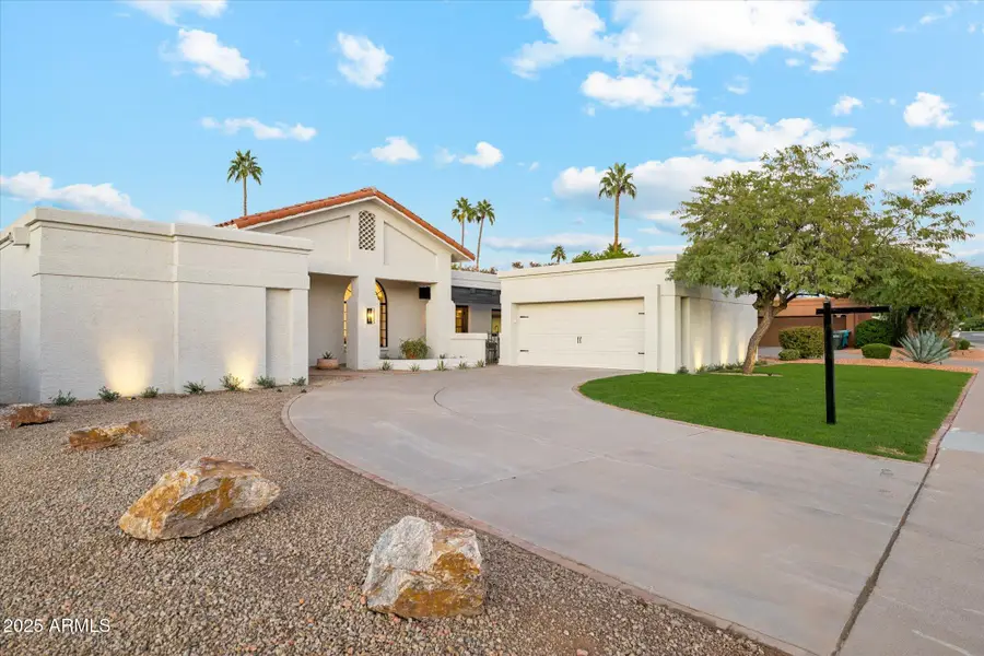 6208 E Paradise Lane, Phoenix, AZ 85254 - Image #2