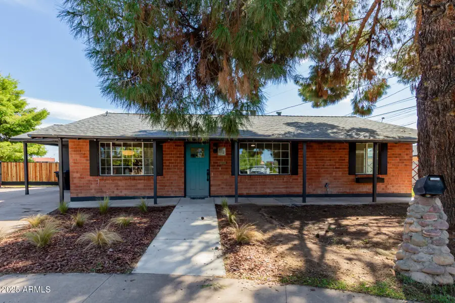 119 E Linda Lane, Gilbert, AZ 85234 - Image #2