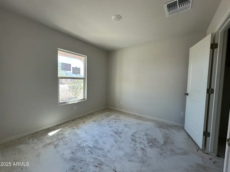 14058 S Avalon Road, Arizona City, AZ 85123 - Image #2