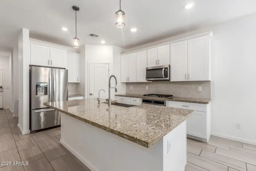 4002 E Sidesaddle Road, San Tan Valley, AZ 85140 - Image #3