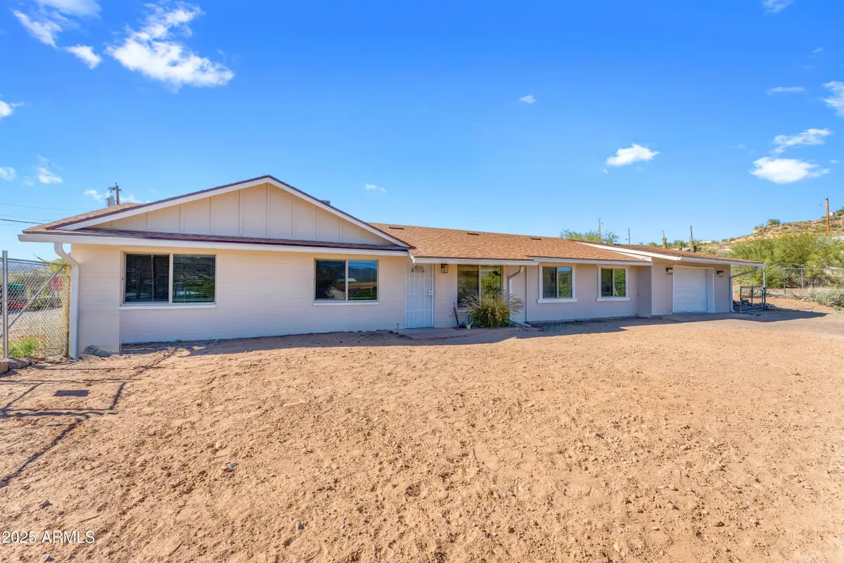 33300 S River Bend Road, Black Canyon City, AZ 85324 - Image #1