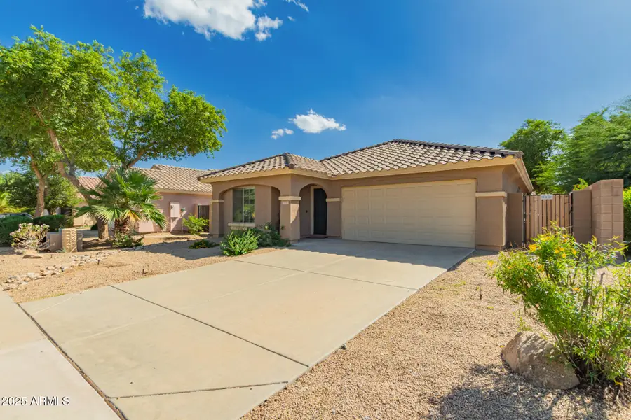 17791 W Calavar Road, Surprise, AZ 85388 - Image #2