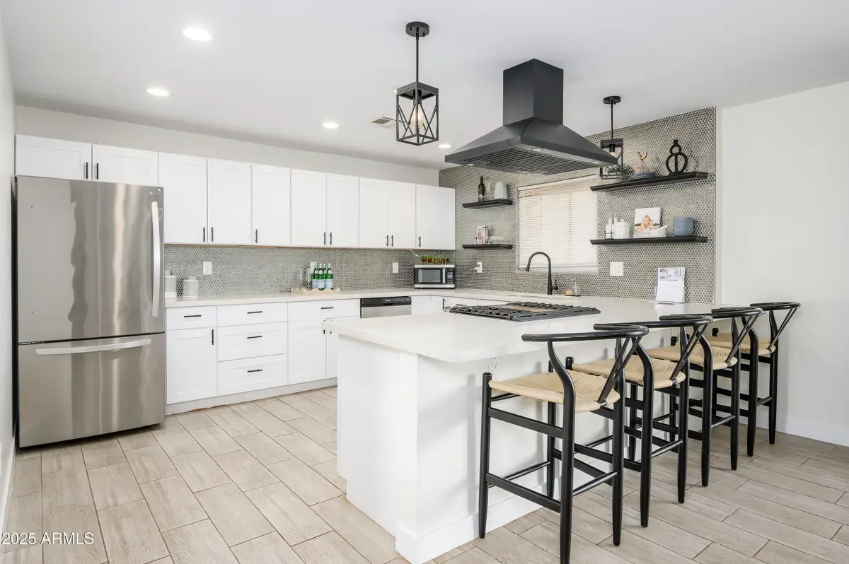 2114 W San Juan Avenue, Phoenix, AZ 85015 - Image #1