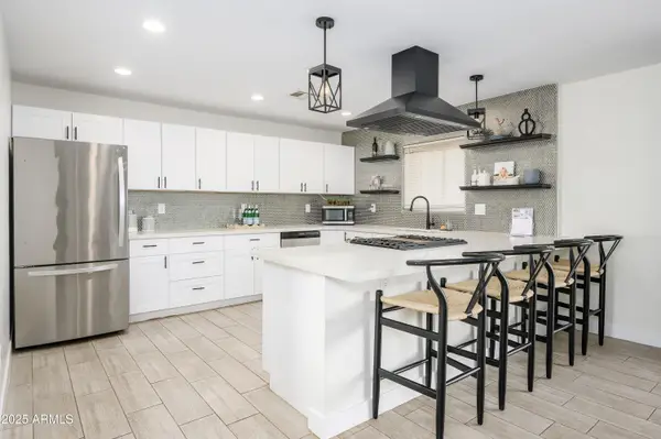 2114 W San Juan Avenue, Phoenix, AZ 85015