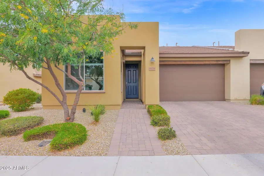 908 E Cereus Pass Pass, Queen Creek, AZ 85140 - Image #2