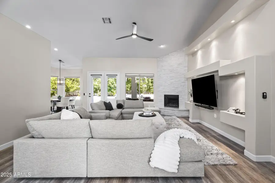 5512 E Saint John Road, Phoenix, AZ 85254 - Image #3