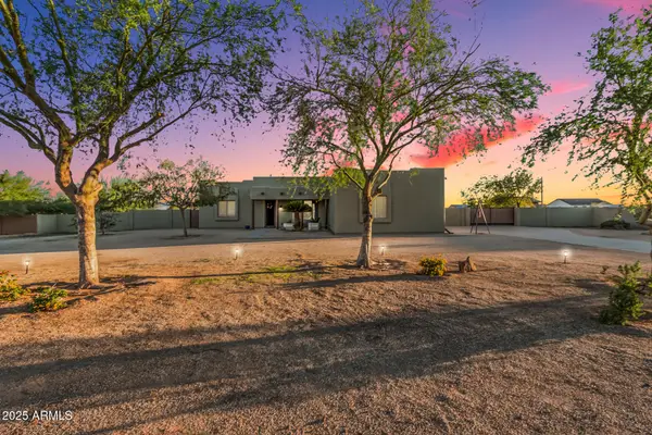 24909 W Red Robin Drive, Wittmann, AZ 85361