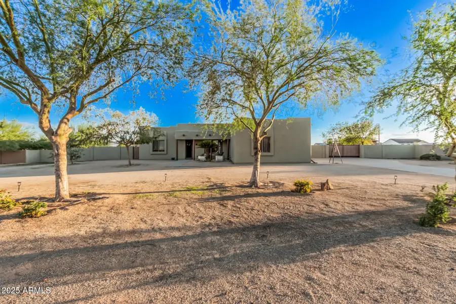 24909 W Red Robin Drive, Wittmann, AZ 85361 - Image #2