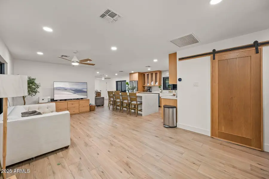 7519 W Banff Lane, Peoria, AZ 85381 - Image #3