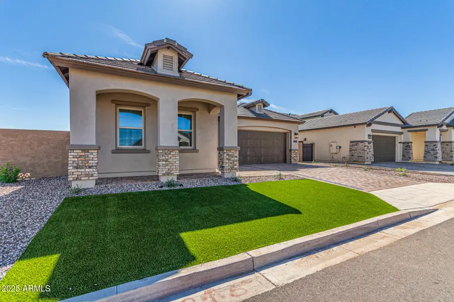 2565 E Virginia Circle, Mesa, AZ 85213 - Image #2