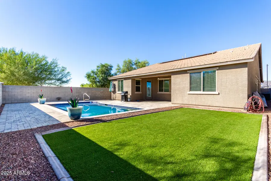 10885 N 187th Drive, Surprise, AZ 85388 - Image #2