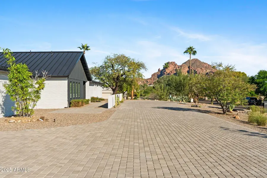3842 E San Miguel Avenue, Paradise Valley, AZ 85253 - Image #2