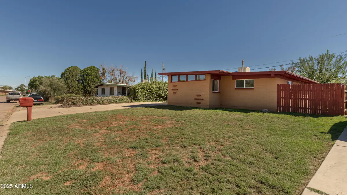 132 W Berridge Drive, Sierra Vista, AZ 85635 - Image #1