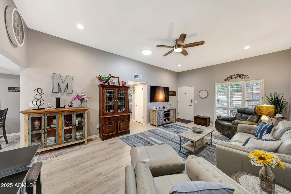 13067 N 100th Drive, Sun City, AZ 85351 - Image #1