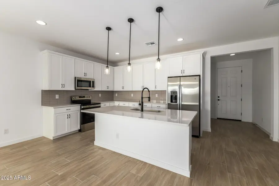 18621 E Helian Drive, Queen Valley, AZ 85118 - Image #3