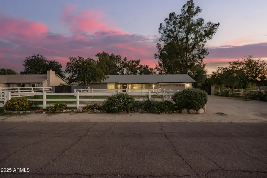 3029 E Rosemonte Drive, Phoenix, AZ 85050 - Image #2