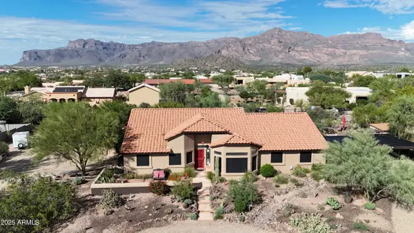 10882 E Sleepy Hollow Trail, Gold Canyon, AZ 85118