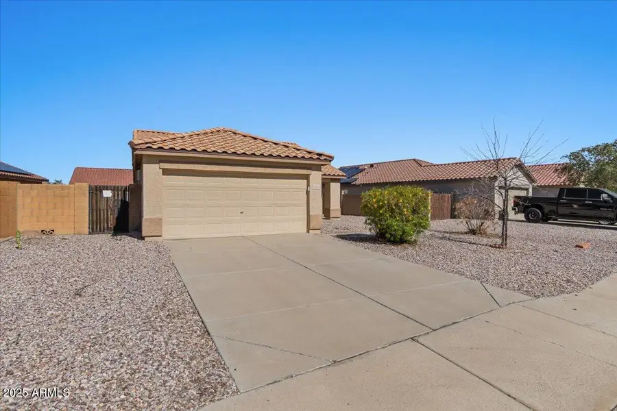 15612 W Port Au Prince Lane, Surprise, AZ 85379 - Image #2