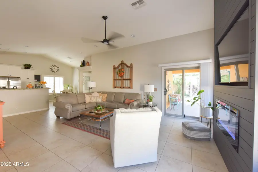 2059 N Pine Place, Casa Grande, AZ 85122 - Image #3